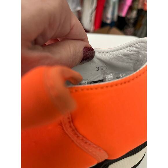 iRi WES I Neon Orange Low Top Sneaker - Picture 9 of 9